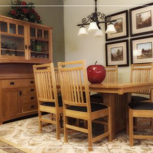 MacIntosh Spindle Dining Room Set
